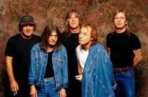 Концертный альбом от AC/DC